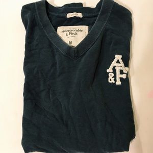 abercrombie & fitch short sleeve vneck